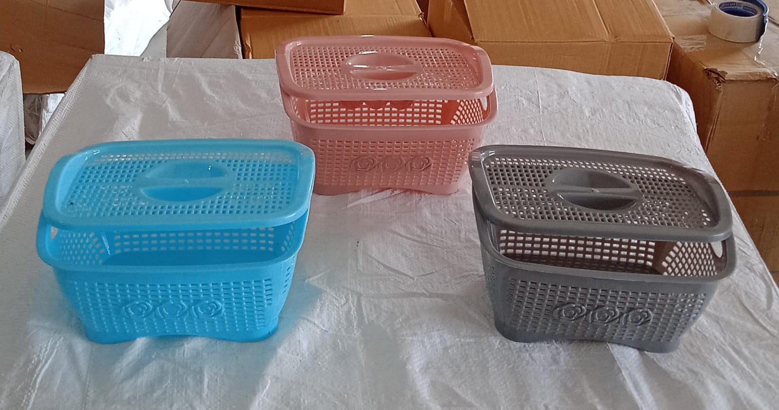 5546 Multipurposes Plastic Basket, Organizer for Kitchen, Countertop, Cabinet, Bathroom with Lid, Plastic Storage Basket For Store Fruits, Vegetables, Magazines, Cosmetics, Stationary (1 Pc / Mix Color ) 5546 Multipurposes Plastic Basket, Organizer for Kitchen, Countertop, Cabinet, Bathroom with Lid, Plastic Storage Basket For Store Fruits, Vegetables, Magazines, Cosmetics, Stationary (1 Pc / Mix Color )